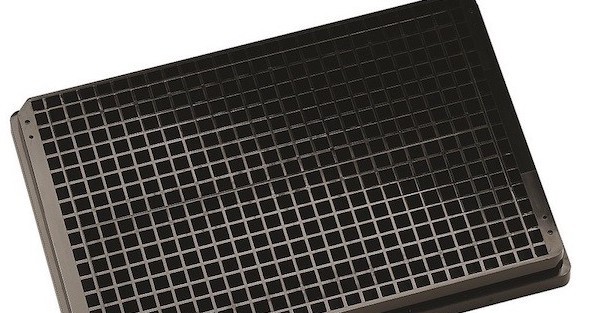 black Krystal UV Quartz bottomed microplates